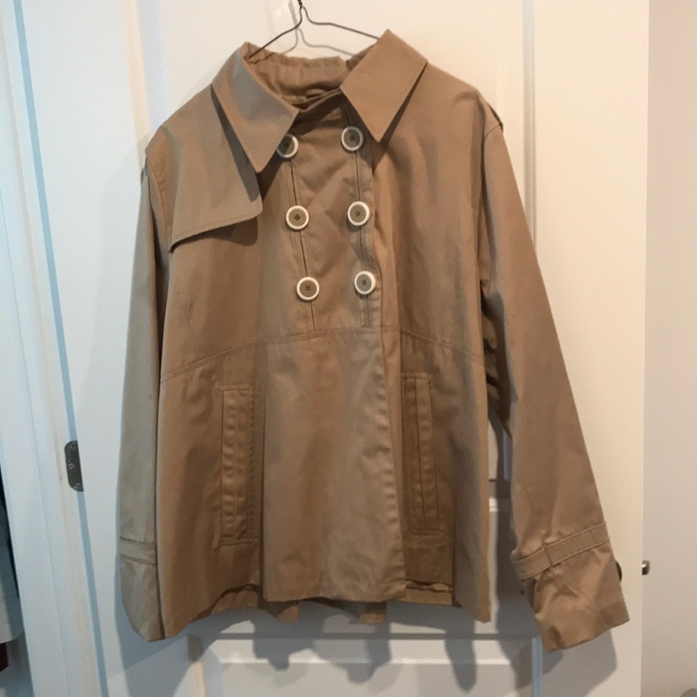 Jessica short raincoat. XL
